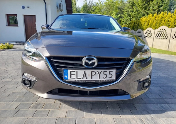 Mazda 3 cena 53000 przebieg: 142000, rok produkcji 2016 z Łask małe 596